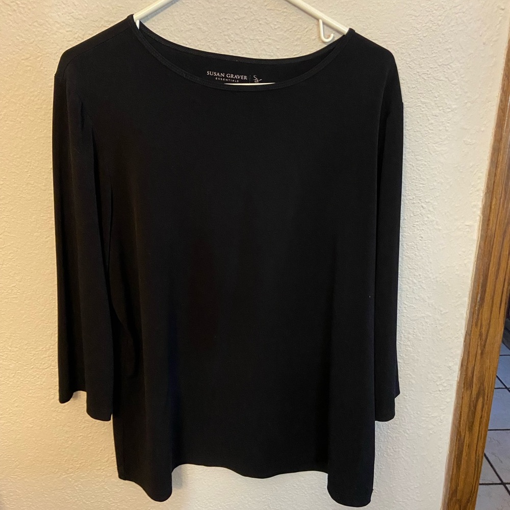 Susan Graver black top
